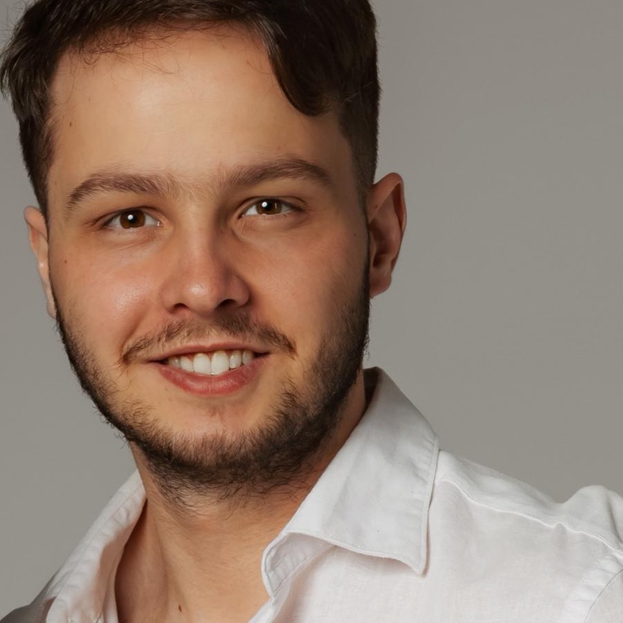 Lucas Iran Eibel Winckler